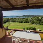 Apartahotel Cala Petralana 3*