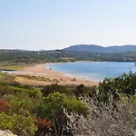 Cala Petralana Apartahotel
