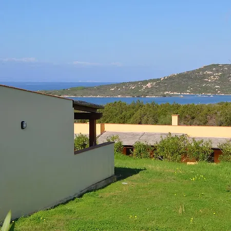 Cala Petralana Aparthotel 3*