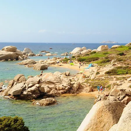 Aparthotel Cala Petralana 3*