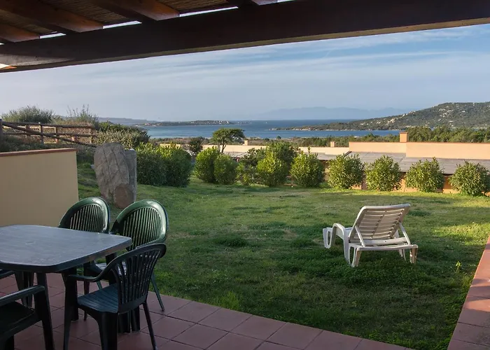Cala Petralana Aparthotel Porto Pollo