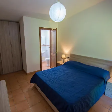 Apart-hotel Cala Petralana 3*