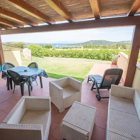 Cala Petralana Aparthotel