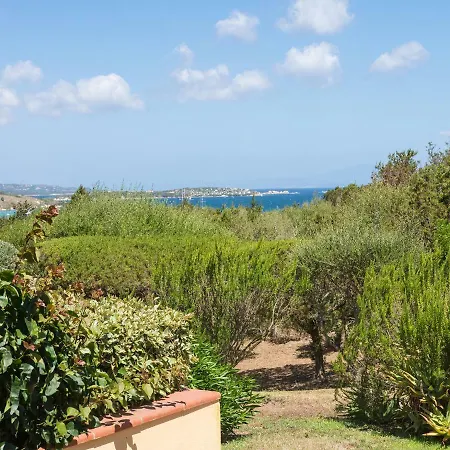 Apart-hotel Cala Petralana