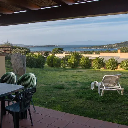 Cala Petralana Aparthotel Porto Pollo
