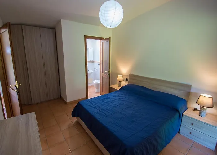 Aparthotel Cala Petralana 3*