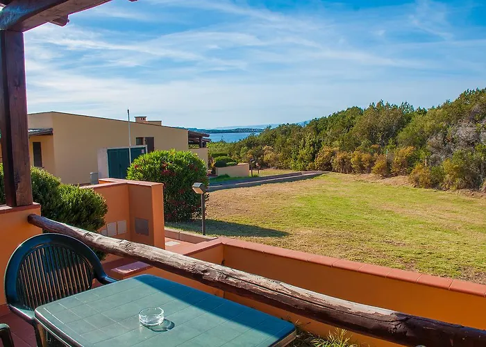 Cala Petralana Aparthotel Porto Pollo